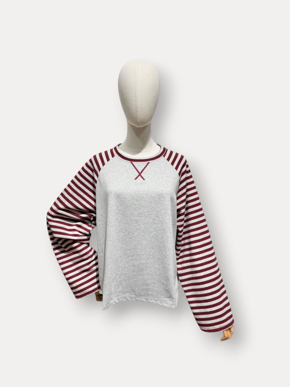 Sweater T-shirt Livia – Stripes 🤍grijs TU
